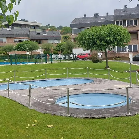 Con Piscina, Parking Y Terraza Lägenhet