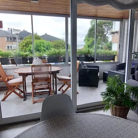 Con Piscina, Parking Y Terraza Lägenhet