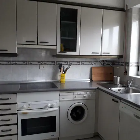 Con Piscina, Parking Y Terraza Apartment
