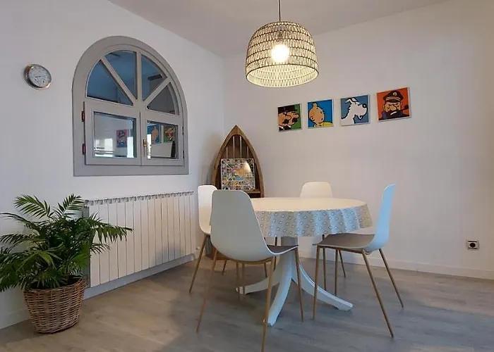 Con Piscina, Parking Y Terraza *