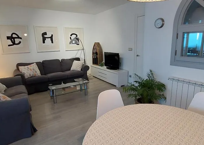 Con Piscina, Parking Y Terraza * Hondarribia