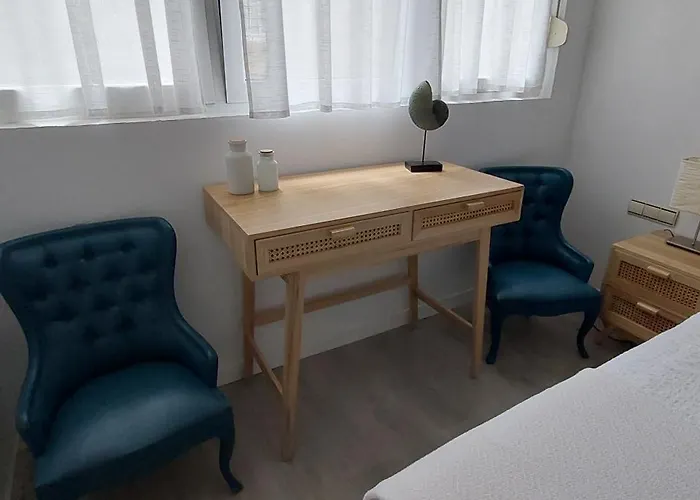 Con Piscina, Parking Y Terraza Lägenhet