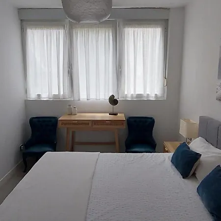 公寓 Con Piscina, Parking Y Terraza *